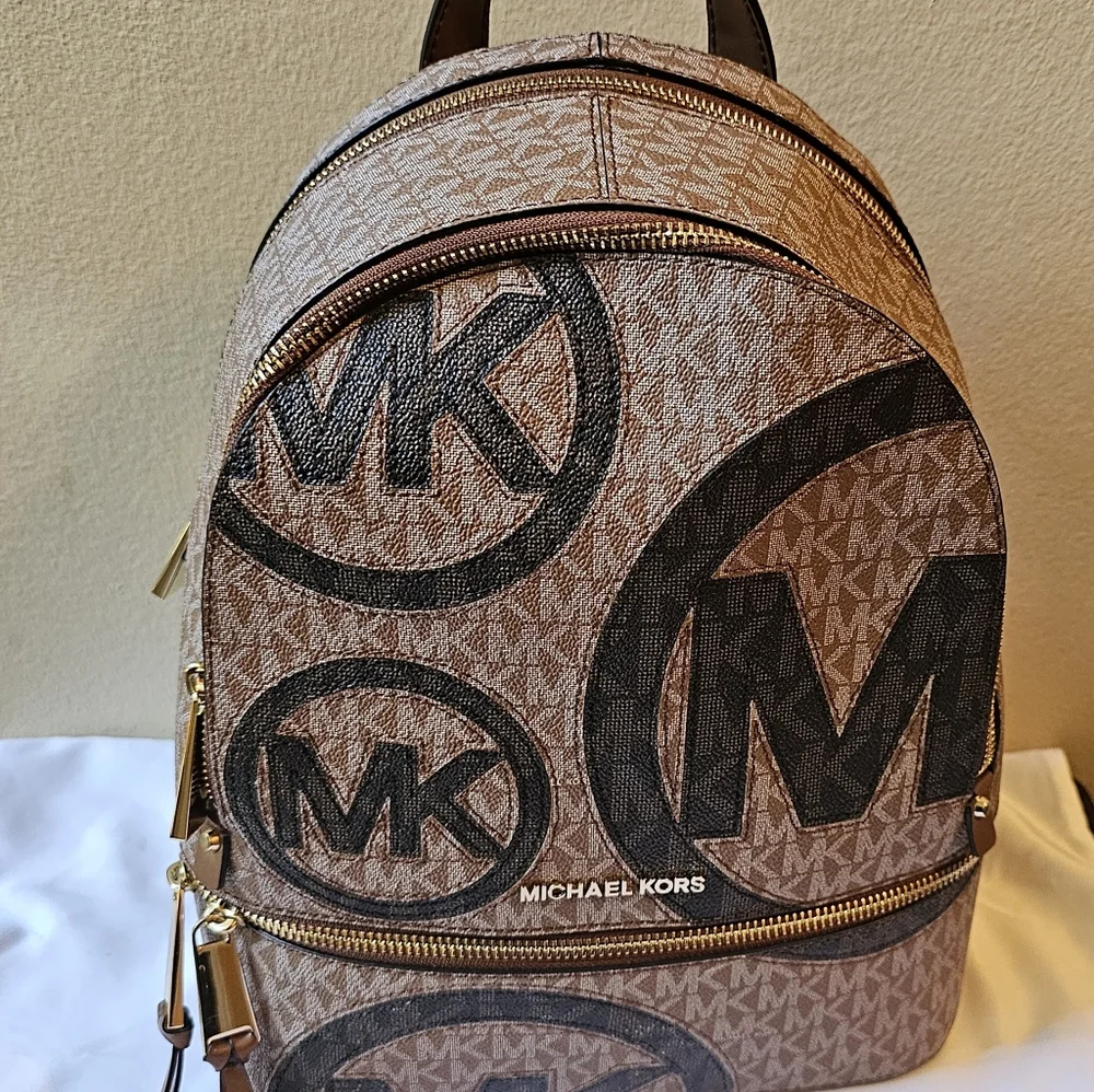 Michael kors medium Backpack - Picture 2 of 16